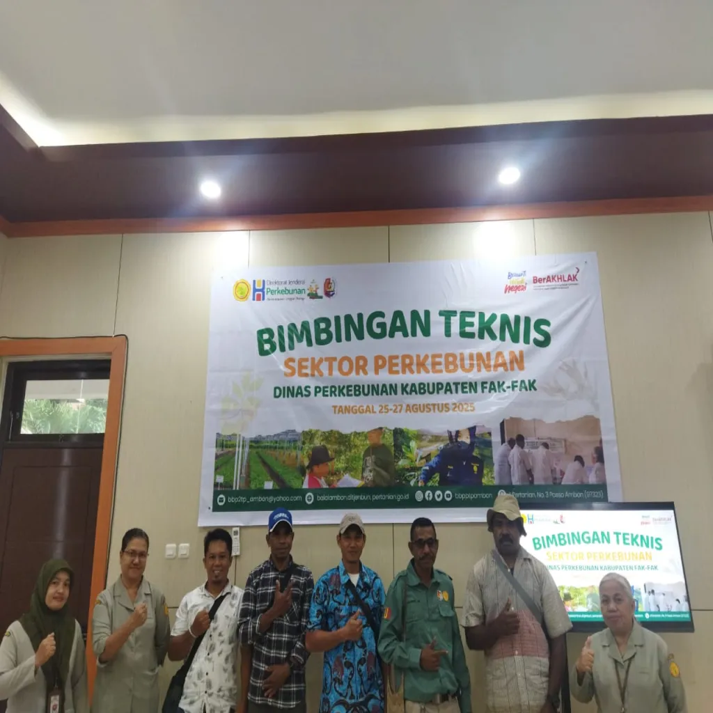 Cetak SDM Perkebunan, Fakfak Kirim OAP Belajar Tangkar Pala dan Produksi Minyak Kayu Putih di Ambon