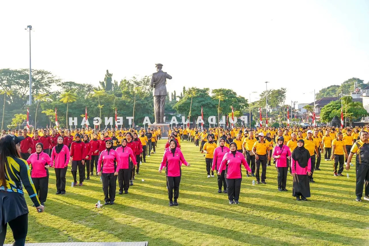 Semarak HUT Bhayangkara ke-80, Keluarga Besar Polda Jateng Pererat Kebersamaan Lewat Olahraga Bersama