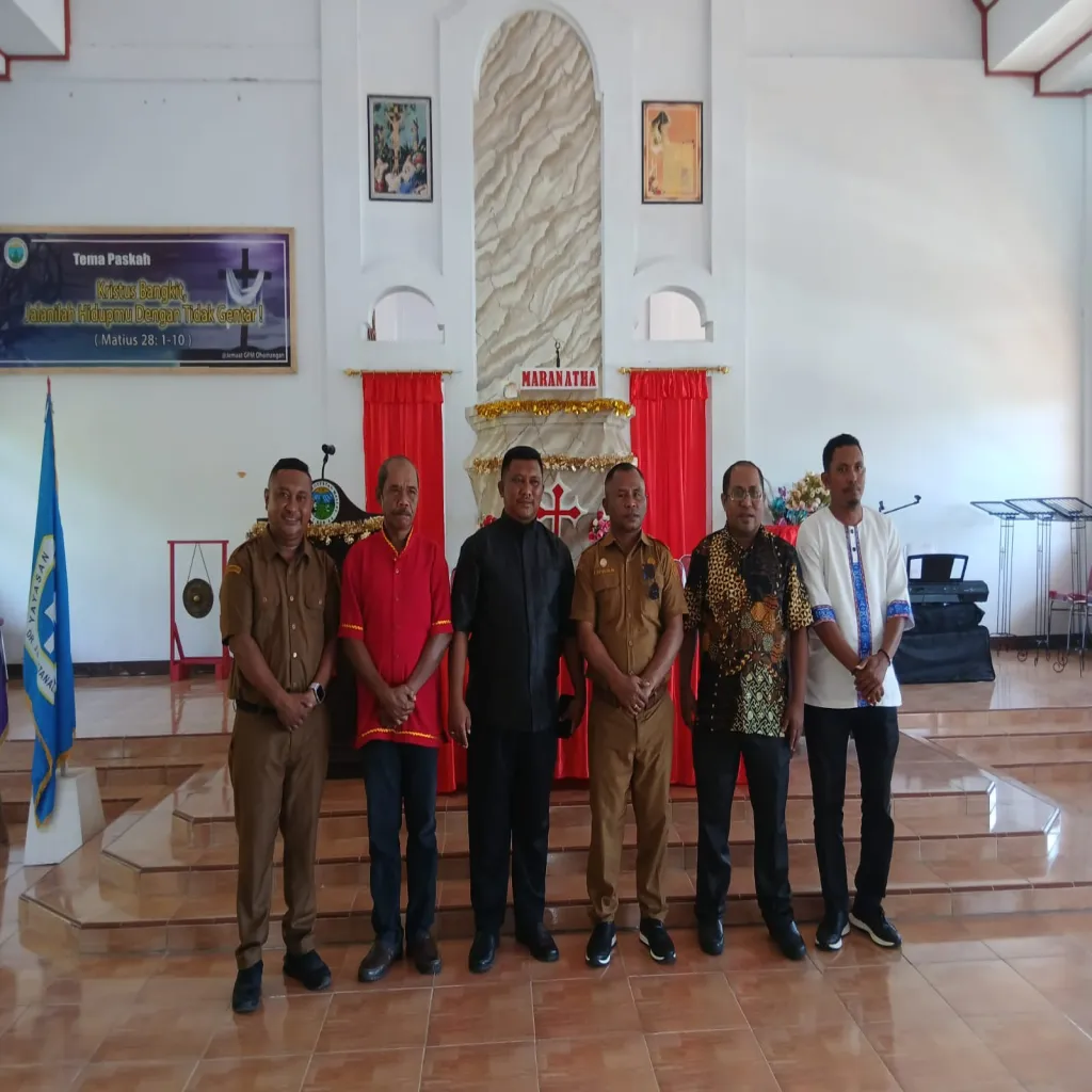 Betaubun Membuka Rapat Kerja ke 17 Y.B. Sitanala Cabang Kei Besar.              