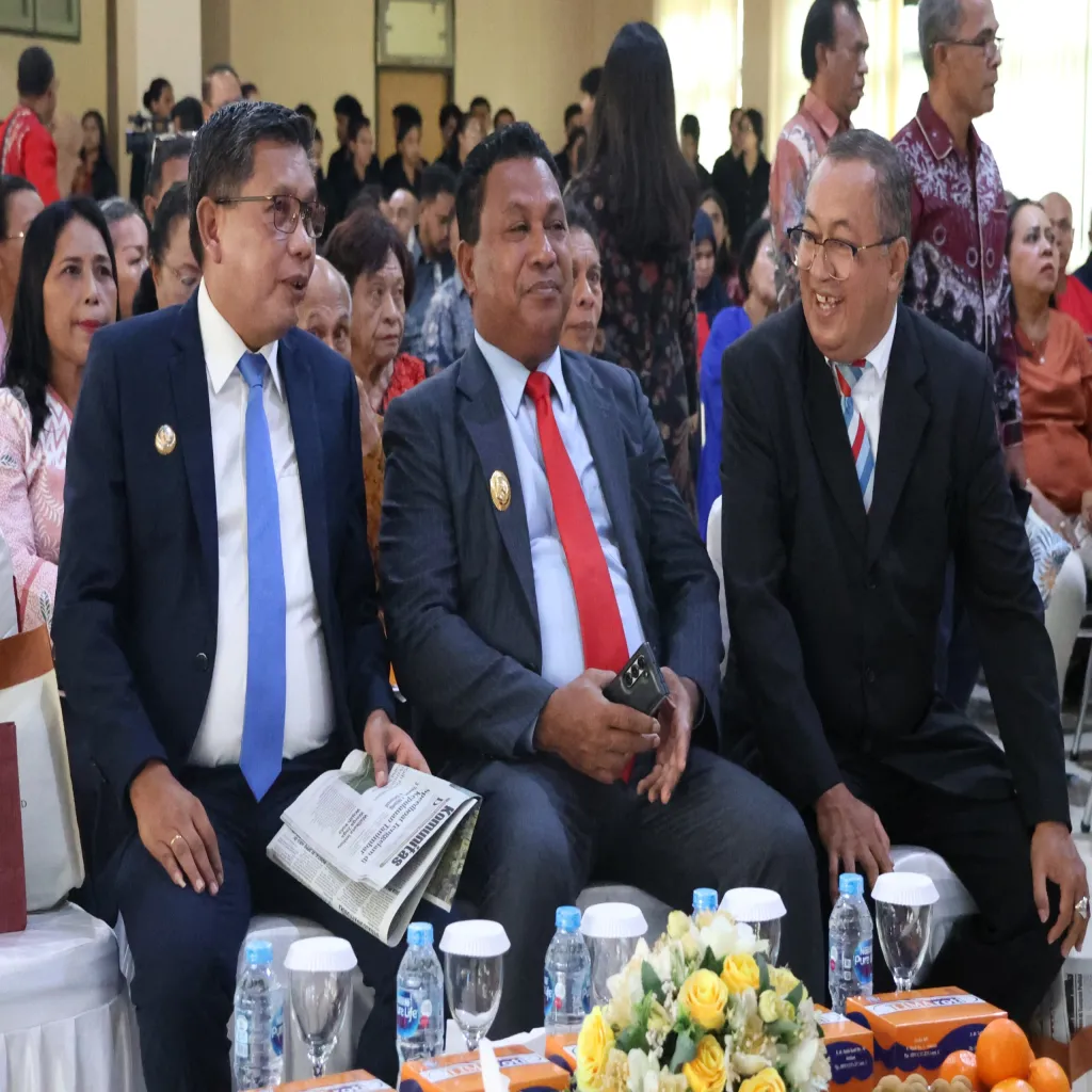 Wakil Gubernur Maluku Hadiri Pengukuhan Enam Profesor Baru Universitas Pattimura