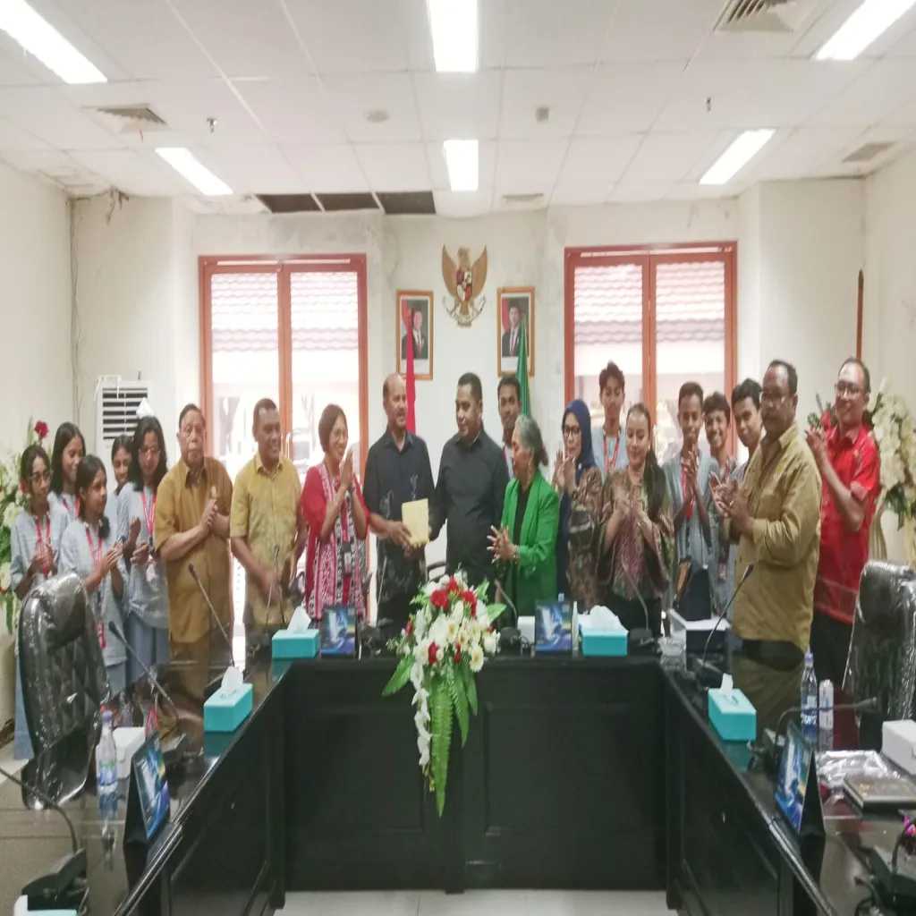 Jop Manuhuttu Apresiasi Respon DPRD Maluku Terkait Dukungan Dana Keberangkatan 10 Siswa SMA Negeri 12 Ambon Ikuti Lomba Empat Pilar MPR RI Tahun 2025