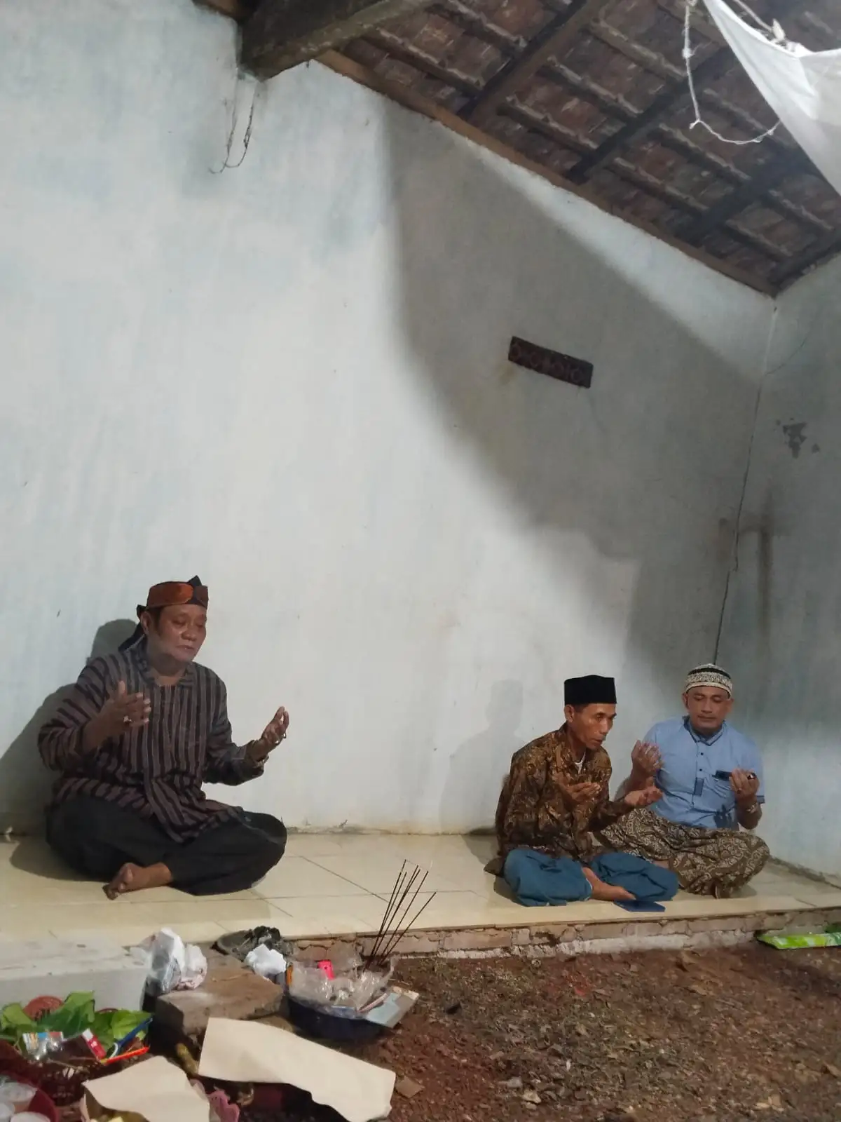 Manganan di Petilasan Bunda Ratu Shima, Warga Desa Kecapi Jaga Tradisi Leluhur