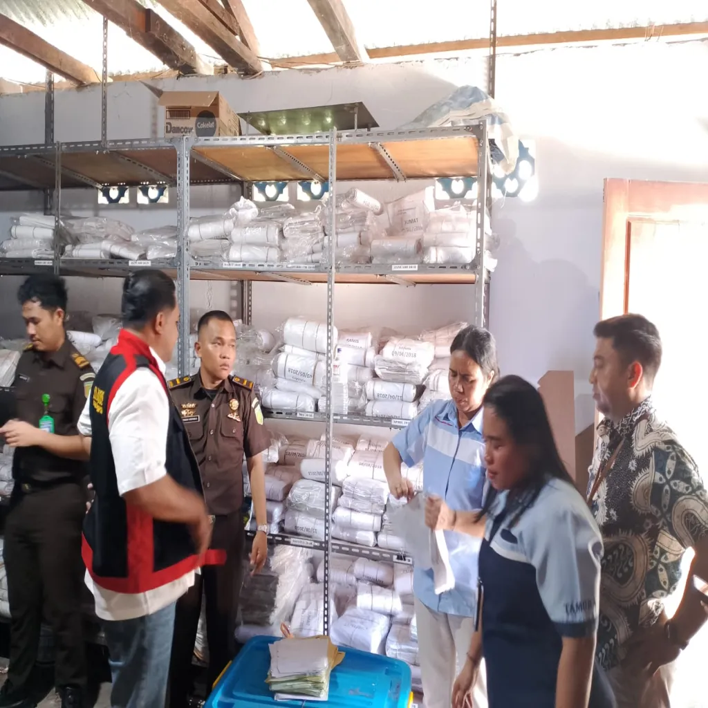Kejaksaan Negeri Tual Geledah Bank Maluku Cabang Langgur, Bongkar Transaksi Korupsi Dana Rumah Swadaya Rp 2,6 Miliar