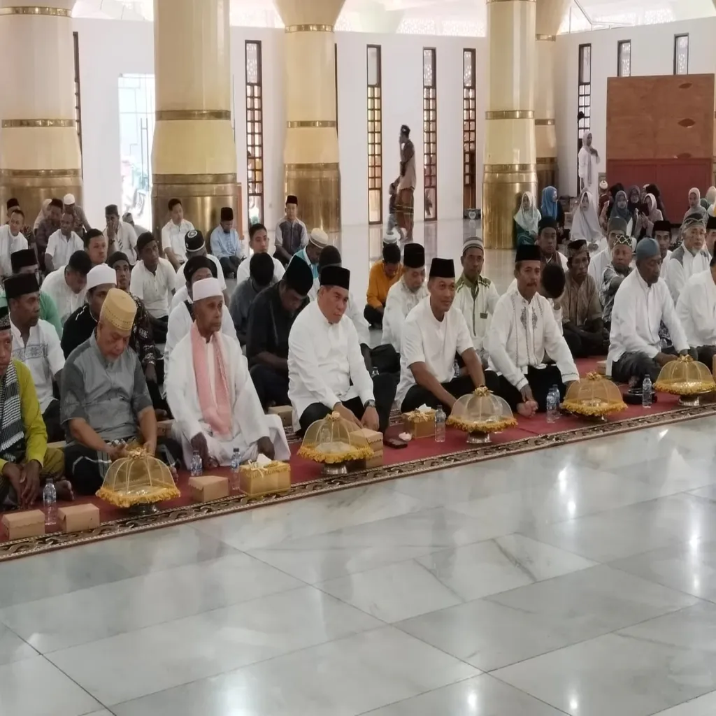 Bupati Fakfak Ajak Umat Islam Hidupkan Akhlak Nabi dalam Kehidupan Sehari-hari