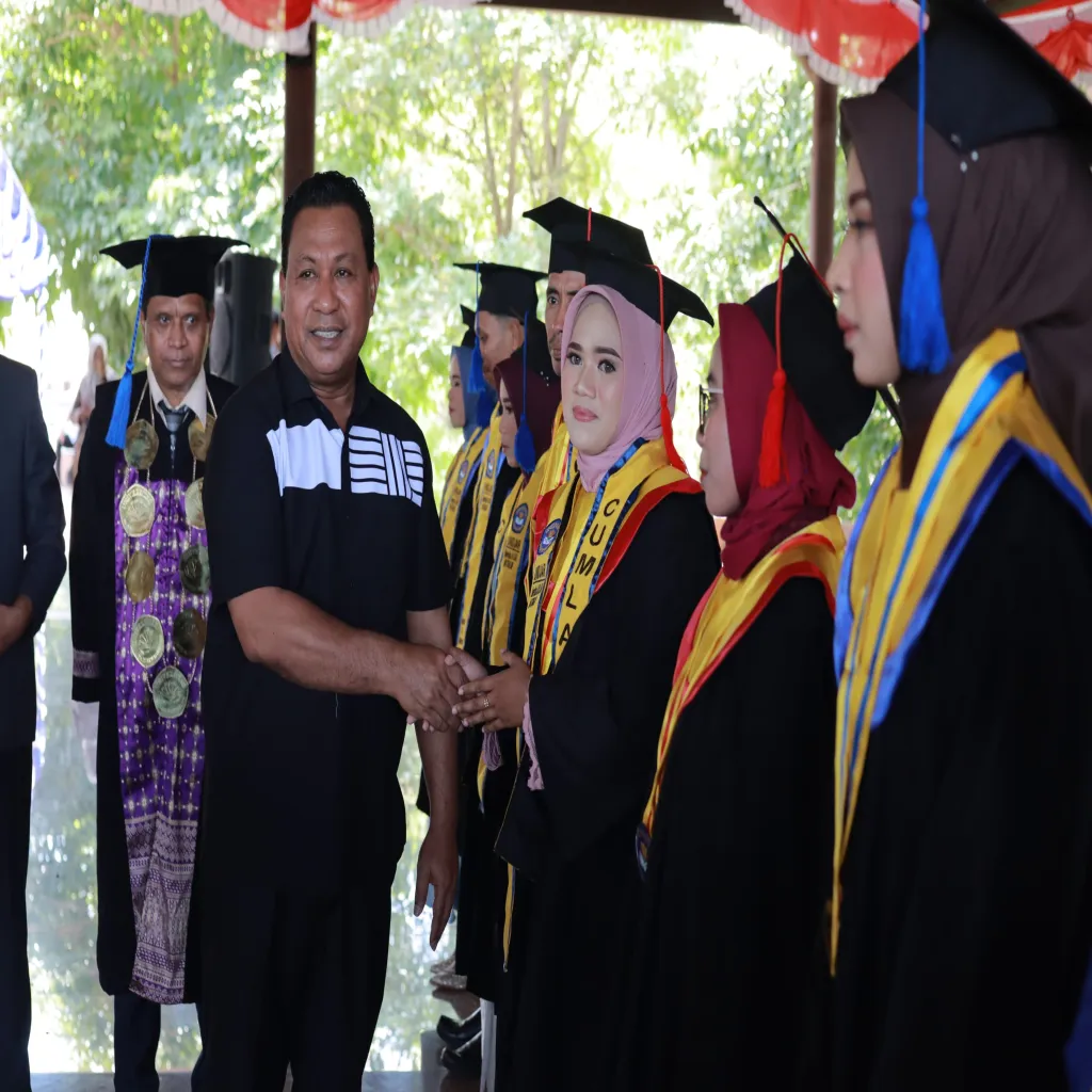Wagub Hadiri Senat Terbuka Dr. Djar Wattiheluw, 158 Mahasiswa Dapat Gelar Strata Satu
