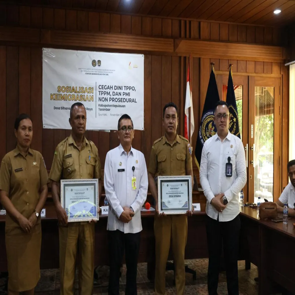 Sosialisasi Keimigrasian di Tanimbar: Imigrasi Tual Perkuat Sinergi Pemerintah Desa dan Masyarakat