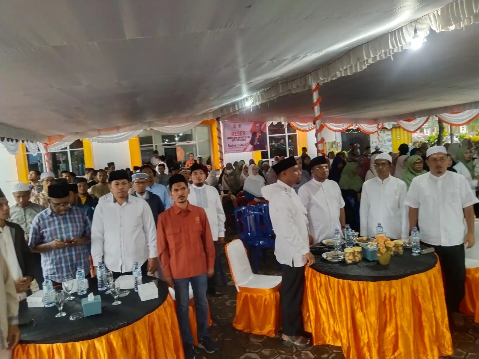 Bupati SBT Tekankan Pentingnya Berteman dengan Orang Baik di Acara Buka Puasa DPW PKS Maluku
