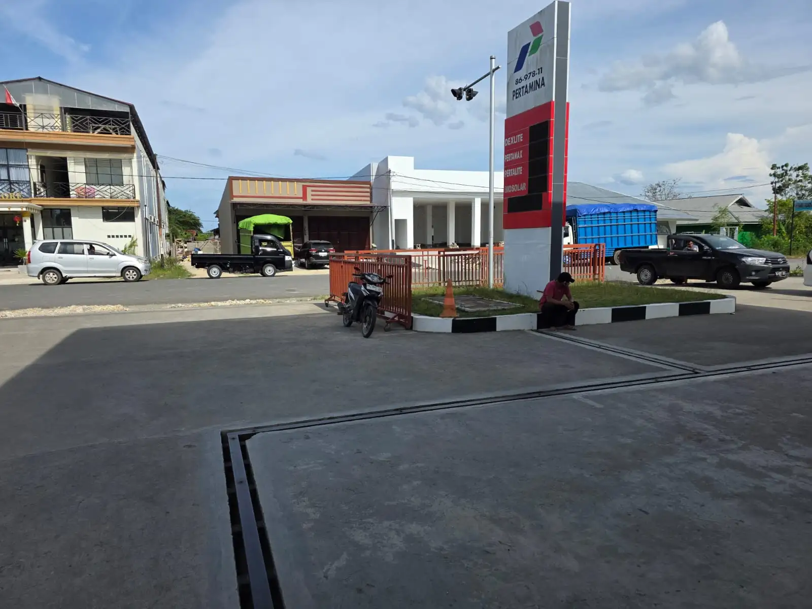 Pertamina Patra Niaga Imbau Konsumen Beli BBM di Lembaga Penyalur Resmi