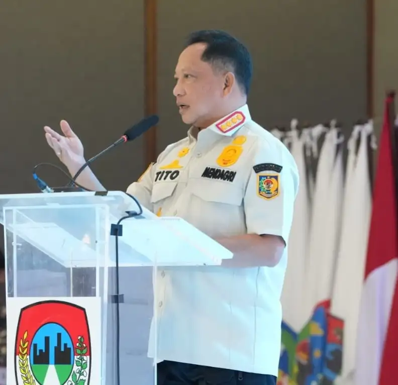 Mendagri Ingatkan Kepala Daerah Waspada Inflasi dan Dampak Krisis Global