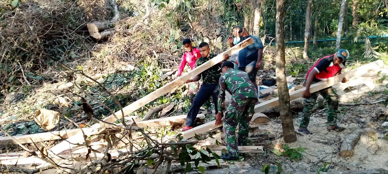 Prajurit Putra Daerah Kodam XV/Pattimura Jadi Jembatan Perdamaian Hitu Meseng–Morela