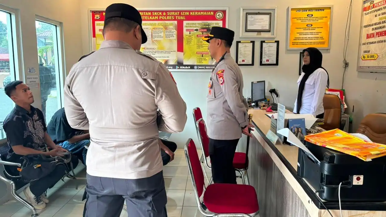 Pastikan Pelayanan Prima, Kapolres Tual Turun Langsung Cek Fasilitas dan Kinerja Pelayanan Publik