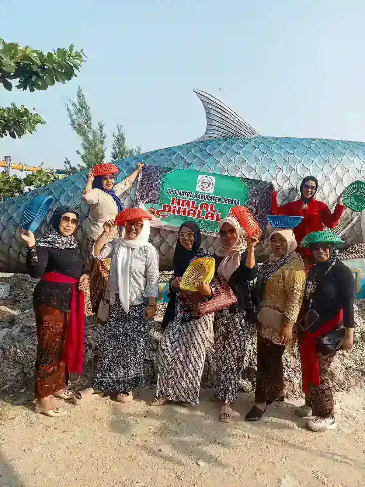 Halal Bihalal DPD MATRA Jepara di Pantai Prawean Bandengan, Hangatkan Silaturahmi dan Semangat Kebangsaan