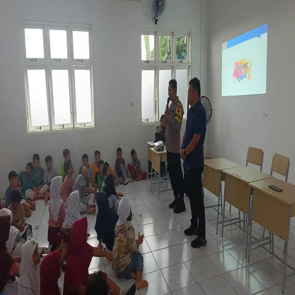 Polsek Pecangaan Gelar Sosialisasi Pendidikan Karakter di Sekolah Rakyat Dasar 1 Jepara