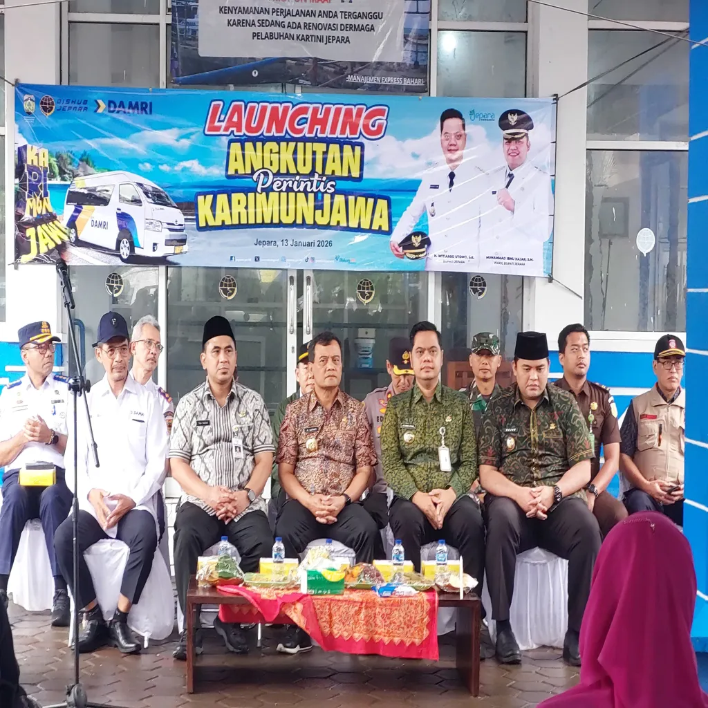 DAMRI Masuk Karimunjawa,Masyarakat Senang , Wisatawan Lokal Terbantu
