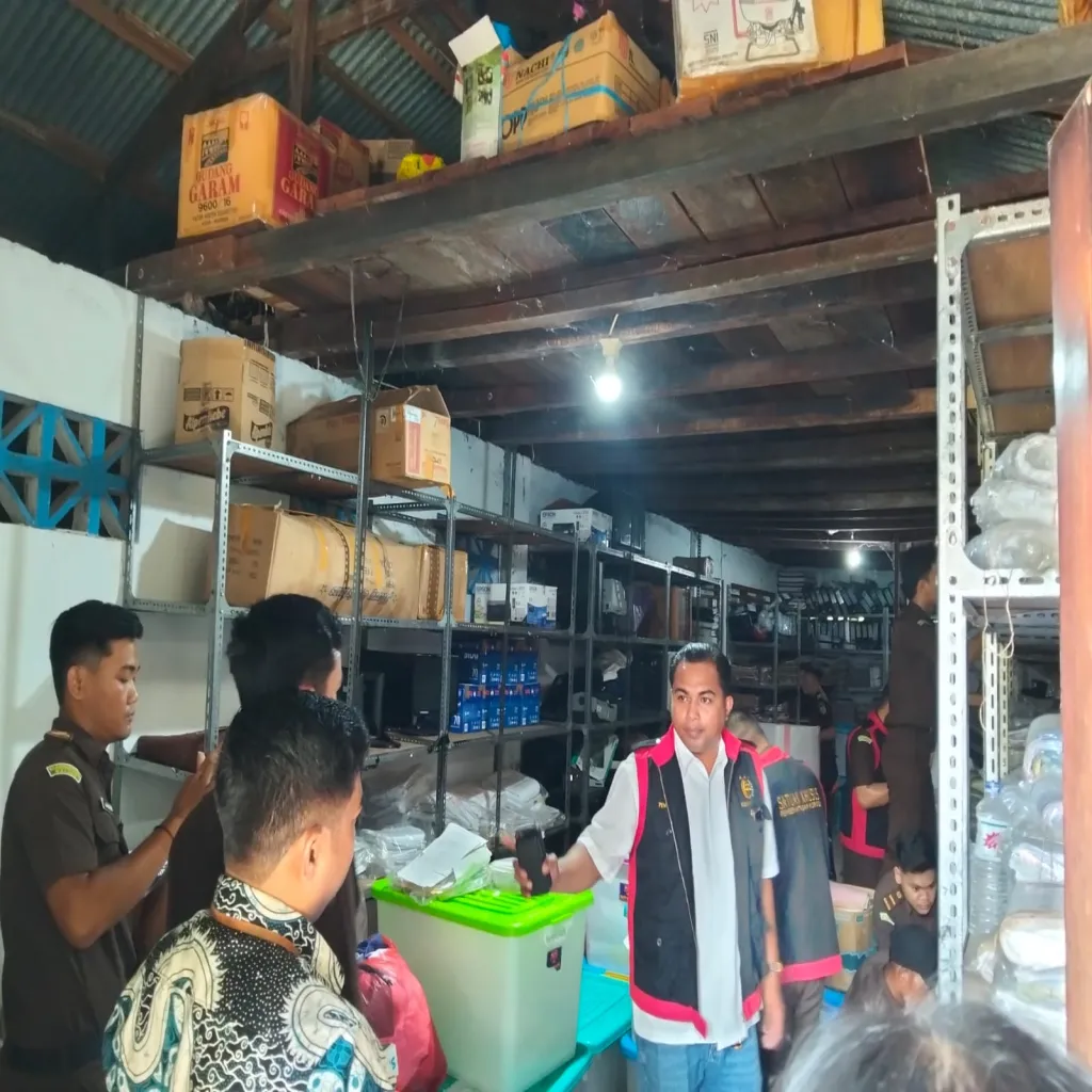 Kejaksaan Negeri Tual Geledah Bank Maluku Cabang Langgur: Bongkar Dugaan Korupsi Bantuan Rumah Rp1 Miliar di Tayando Tam