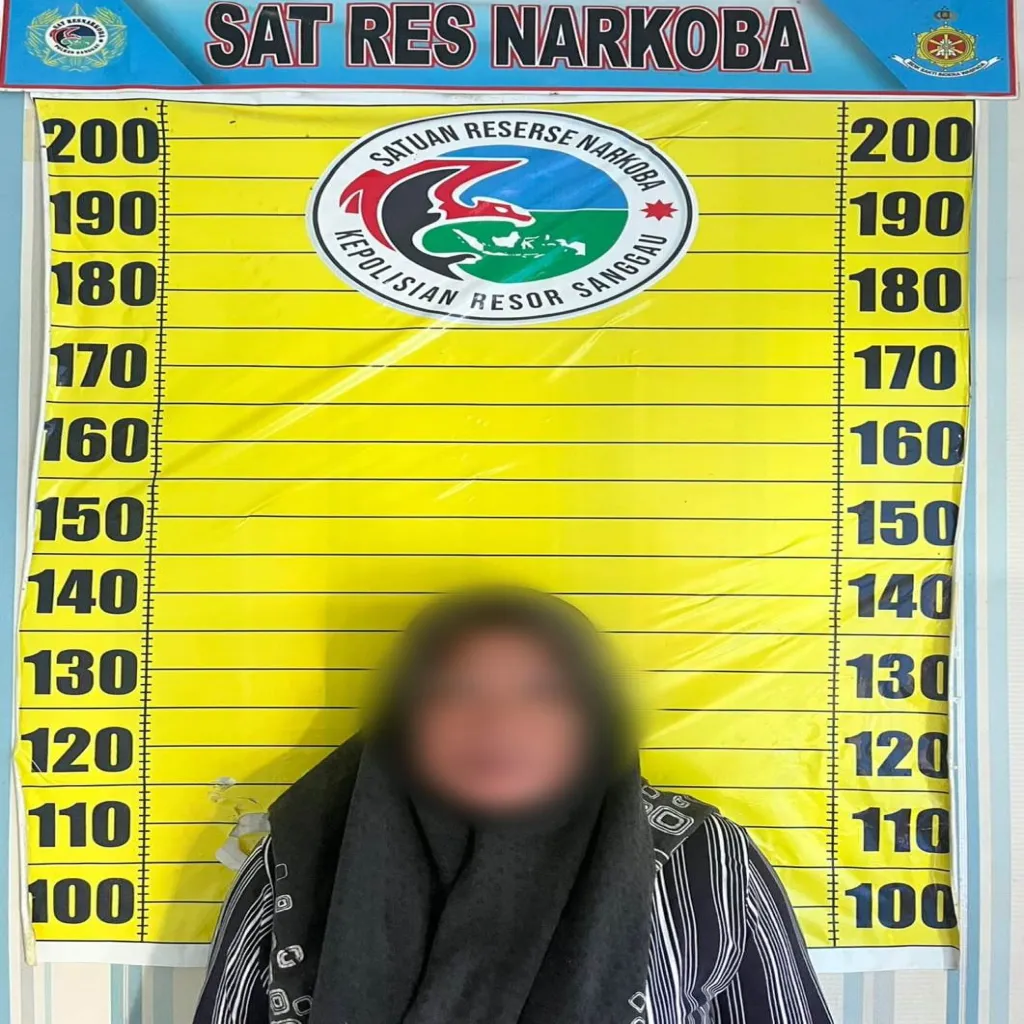 Polres Sanggau Gagalkan Peredaran 18 Kilogram Sabu di Beduai, Seorang Wanita Diamankan