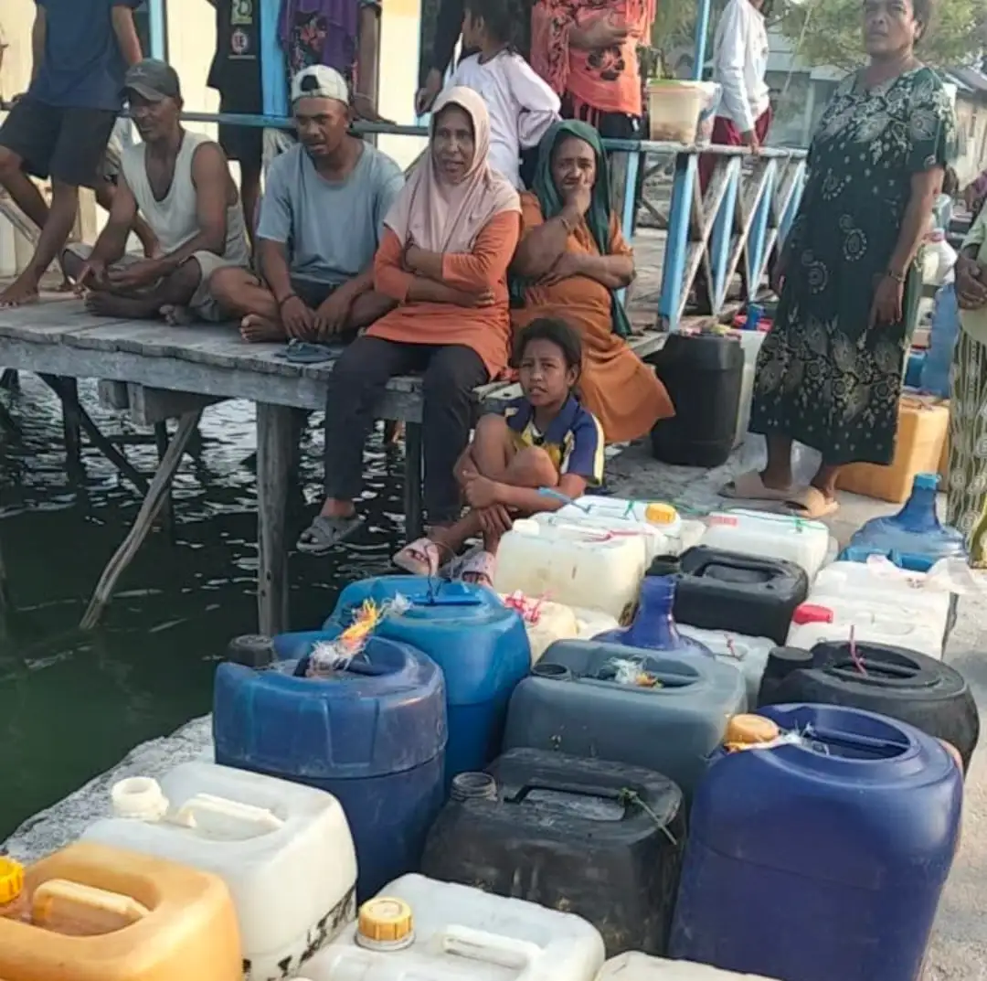 AIR HARAPAN DI TENGAH PULAU: KORAMIL GESER HADIR DI TENGAH KESULITAN RAKYAT