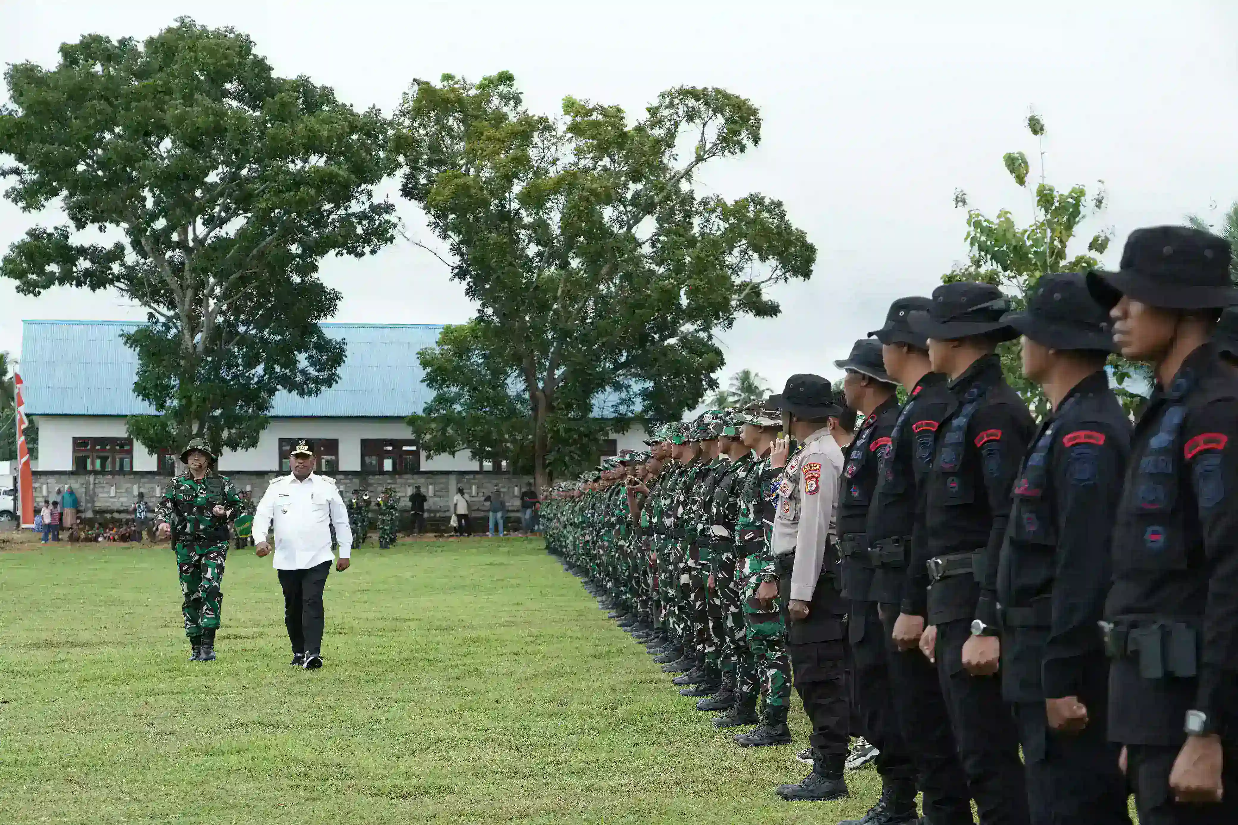 Wagub Maluku Buka Bakti TNI AD untuk Rakyat di Kabupaten Buru, Perkuat Sinergi Pembangunan Daerah