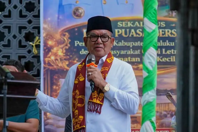 Gubernur Lewerissa Singgah di Letman, Bupati Malra: Lihat Rumah Tak Layak Huni Langsung Minta Dicatat untuk Diperbaiki