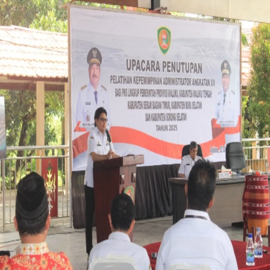 Sekretaris Daerah Provinsi Maluku Tutup Pelatihan Kepemimpinan Administrator Angkatan XV Tahun 2025   