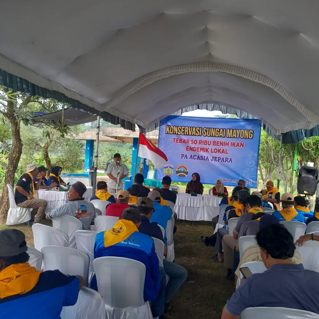 Aksi Nyata PA ACASIA: Konservasi Sungai, Tebar Benih Ikan, dan Ajak Industri Mayong Lebih Peduli Lingkungan