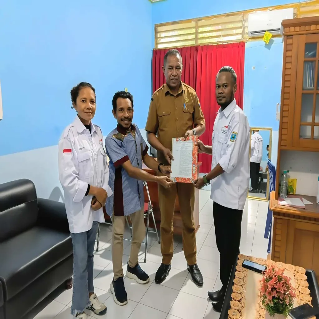 NPCI Papua Barat Serahkan Mandat Ketua Fakfak, Olahraga Difabel Mulai Digerakkan dari Daerah