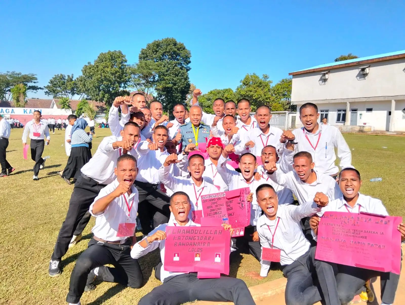 42 Pemuda Maluku Lolos Seleksi Pusat Calon Tamtama TNl AL Siap Jalani Pendidikan Militer