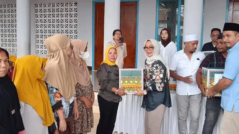 Tutup Safari Ramadan Pemkot Ambon, Wakil Walikota Tekankan Perkuat Kebersamaan dan Kepedulian Sosial