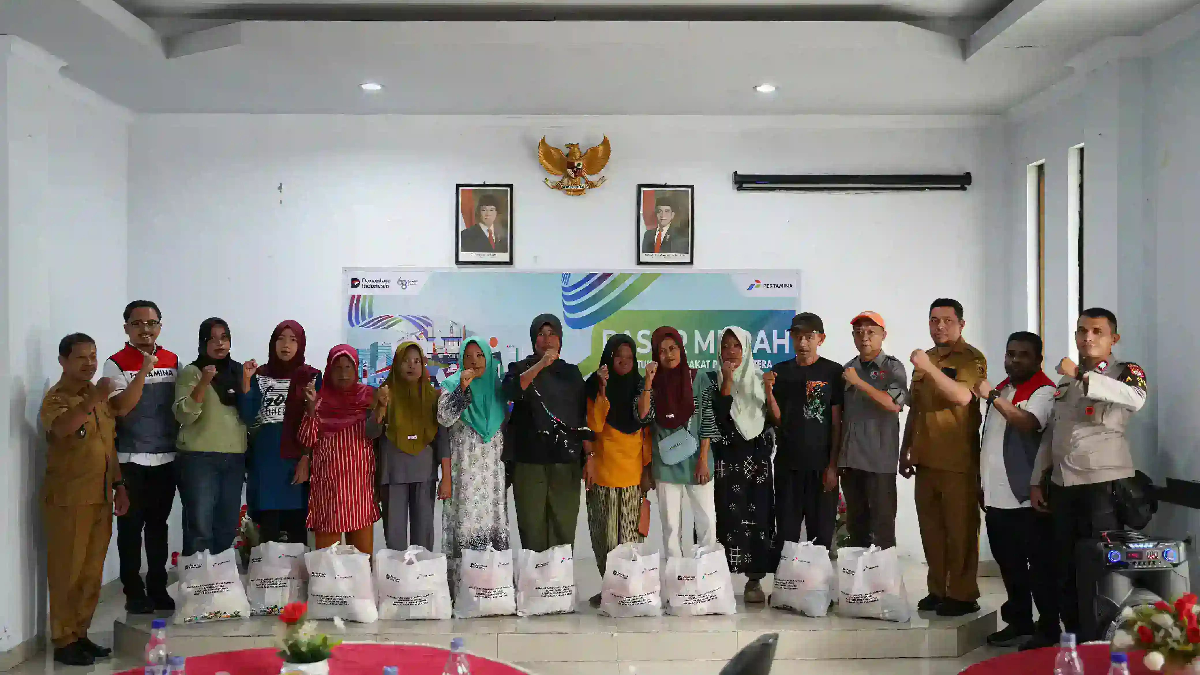 Pertamina Gelar Pasar Murah Bagi 1.000 Masyarakat Prasejahtera di Wayame