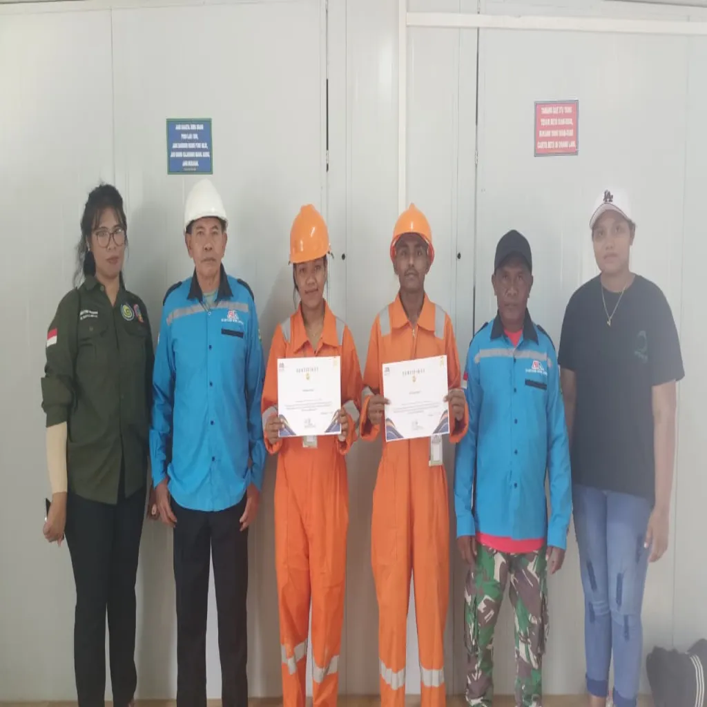 28 Siswa SMK Mitra Karya Langgur Selesaikan PKL di PT Batulicin Beton Asphalt 
