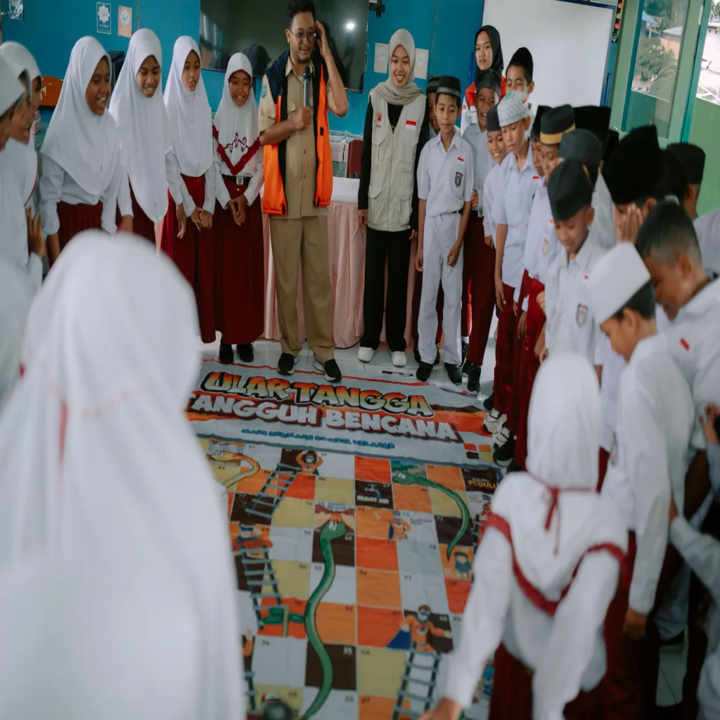 kolaborasi Pertamina Patra Niaga dengan BPBD dan FPRB Perkuat Ketangguhan Sekolah Siaga Bencana di Kota Ternate