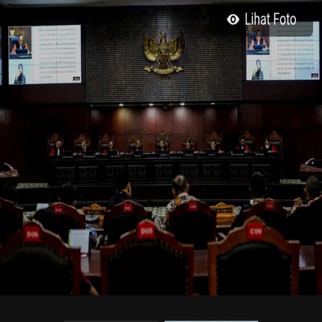 MK Putuskan Masyarakat Adat Tak Perlu Izin Pemerintah untuk Buka Kebun di Hutan