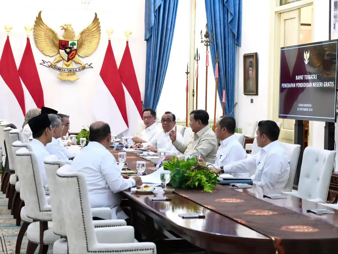PRABOWO PERCEPAT PENDIDIKAN GRATIS: DARI TK HINGGA KAMPUS NEGERI, NEGARA DITUNTUT HADIR UNTUK SEMUA ANAK INDONESIA