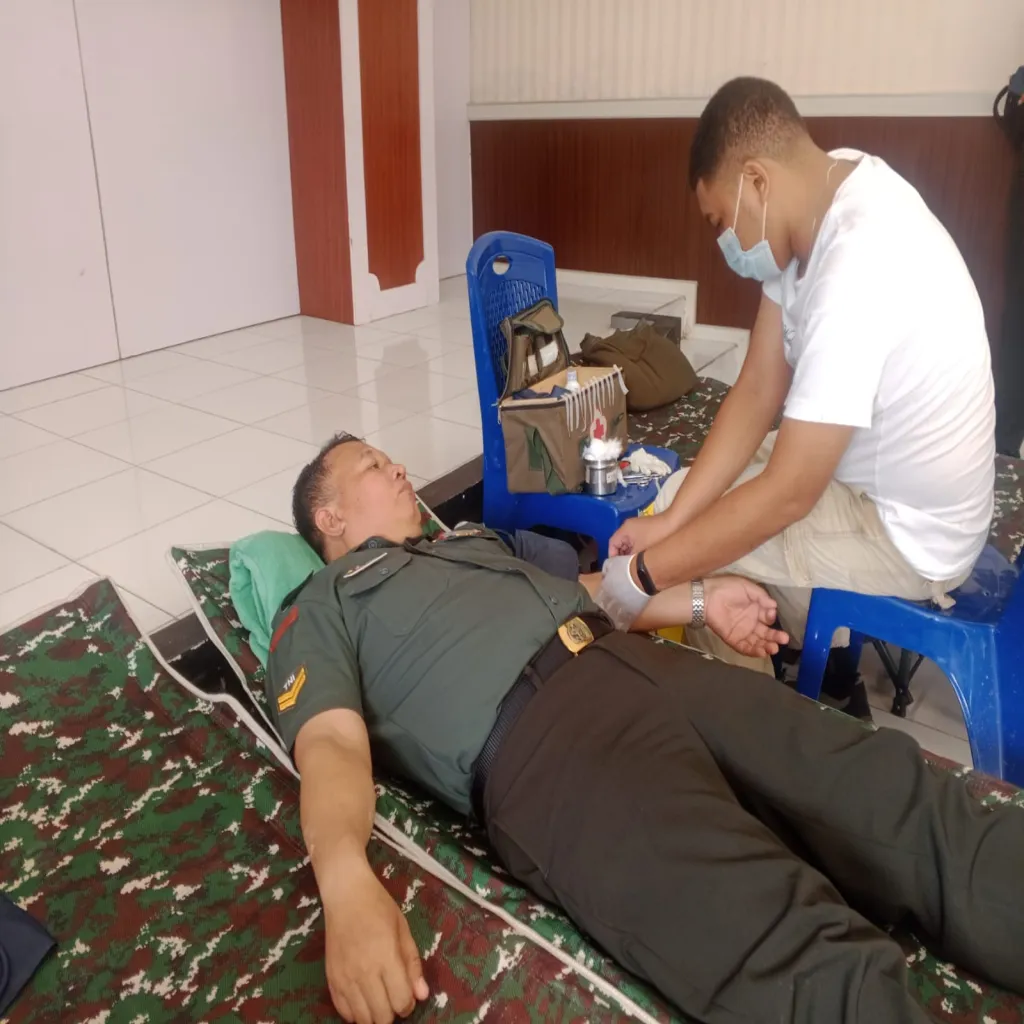 Sambut HUT Persit Ke-80 Kodim 1504/Ambon Gelar Aksi Sosial Donor Darah