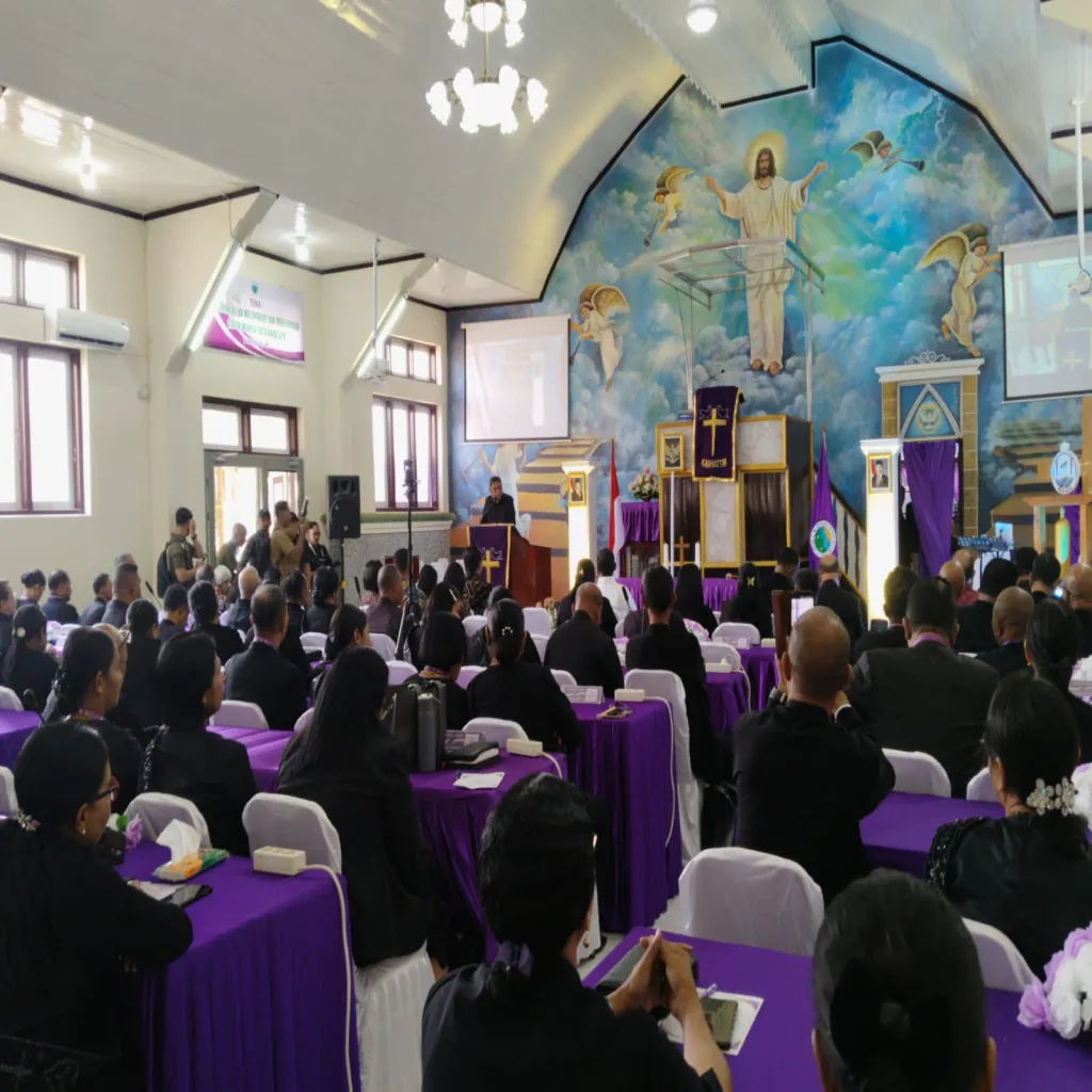 Hadiri Persidangan Ke-57 Klasis GPM Pulau Ambon, Walikota Ajak Gereja Dan Masyarakat Bersinergi Bangun Kota Ambon
