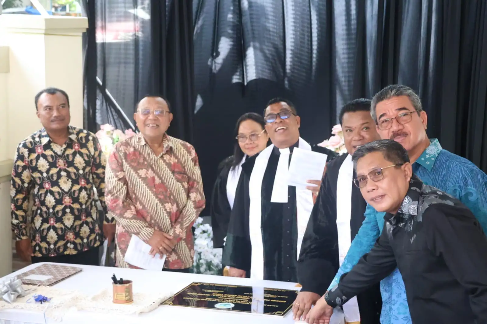 Dihadiri Berbagai Tokoh, Pentahbisan Pastori I GPM Galala-Hative Kecil Berlangsung Sukacita