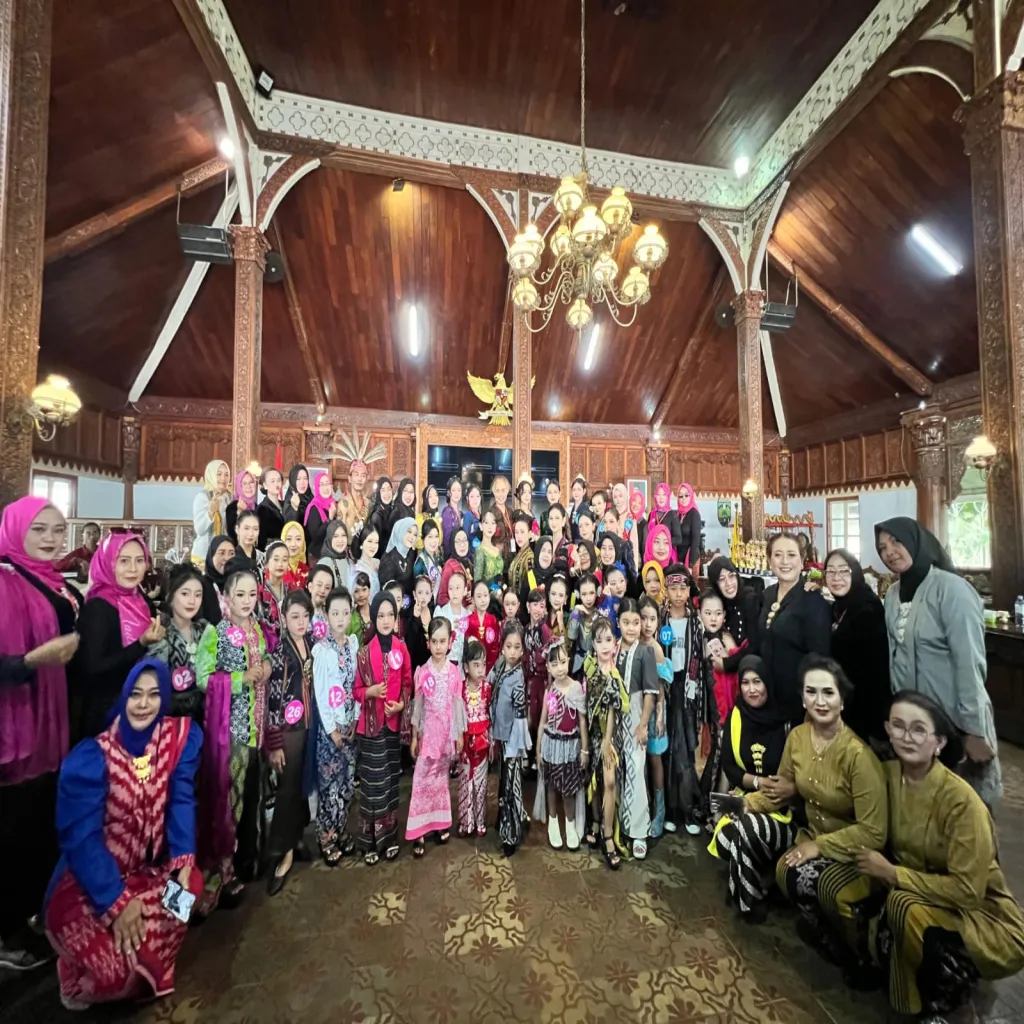 Dengan Semangat Kartini DPD MATRA Kabupaten Jepara Mengadakan Giat Lomba Kebaya Jeporonan 2025
