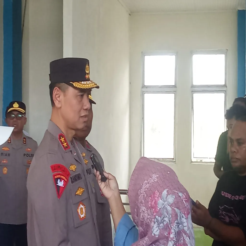 Kapolda Maluku Usai Jenguk Kapolres Tual: Anak Muda Jangan Terprovokasi, Mari Kita Jaga Nama Baik Kota Tual.