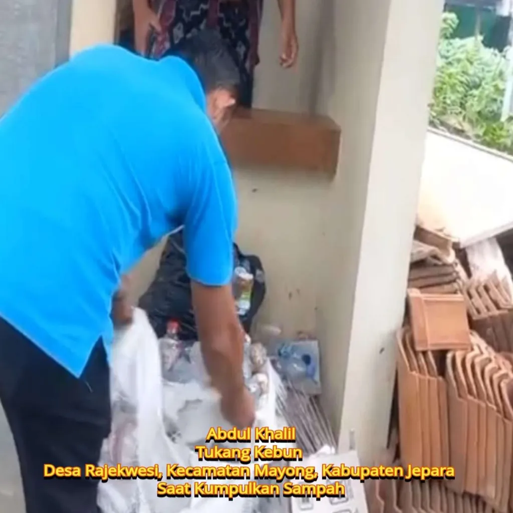 Desa Rajekwesi Viral Gara-gara 3 Bekas Botol Miras yang Dikumpulkan Untuk Dijual Rongsokan