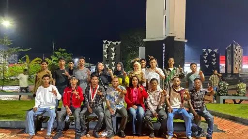 Dialog Terbuka di Taman Landmark, GMNI Maluku Tenggara Soroti Isu Daerah hingga Agenda Penghijauan