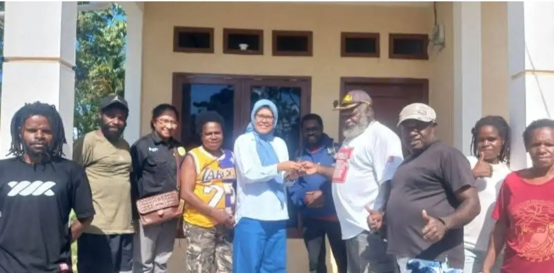 Skandal Rumah Bantuan Mimika Pecah: Anggaran Rp500 Juta per Unit Diduga Dijarah, Warga Dapat Rumah Bocor dan Nyaris Tak Layak Huni