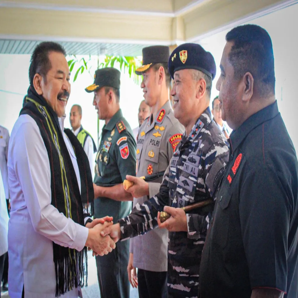 DANKODAERAL IX AMBON IKUTI PENYAMBUTAN KUNJUNGAN KERJA JAKSA AGUNG RI DI MALUKU