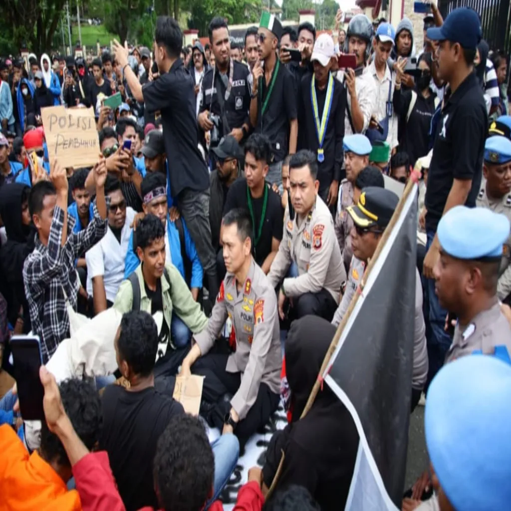 Kapolda Maluku Duduk Bersama Mahasiswa, Janji Tindaklanjuti Aspirasi
