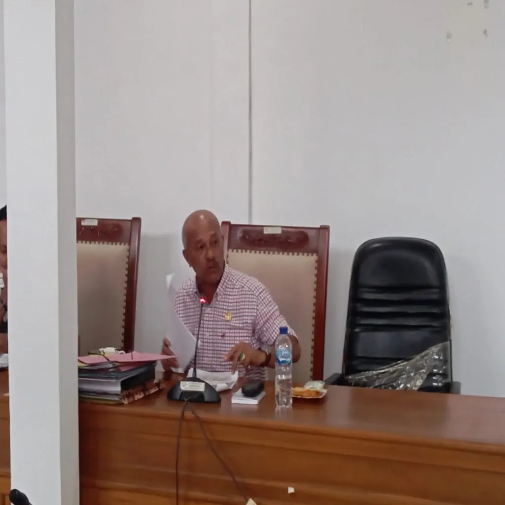 Denny Ubro Bongkar Isu “Minyak Campur Solar” di Key Besar : DPRD Desak Perusahaan Buka Suara