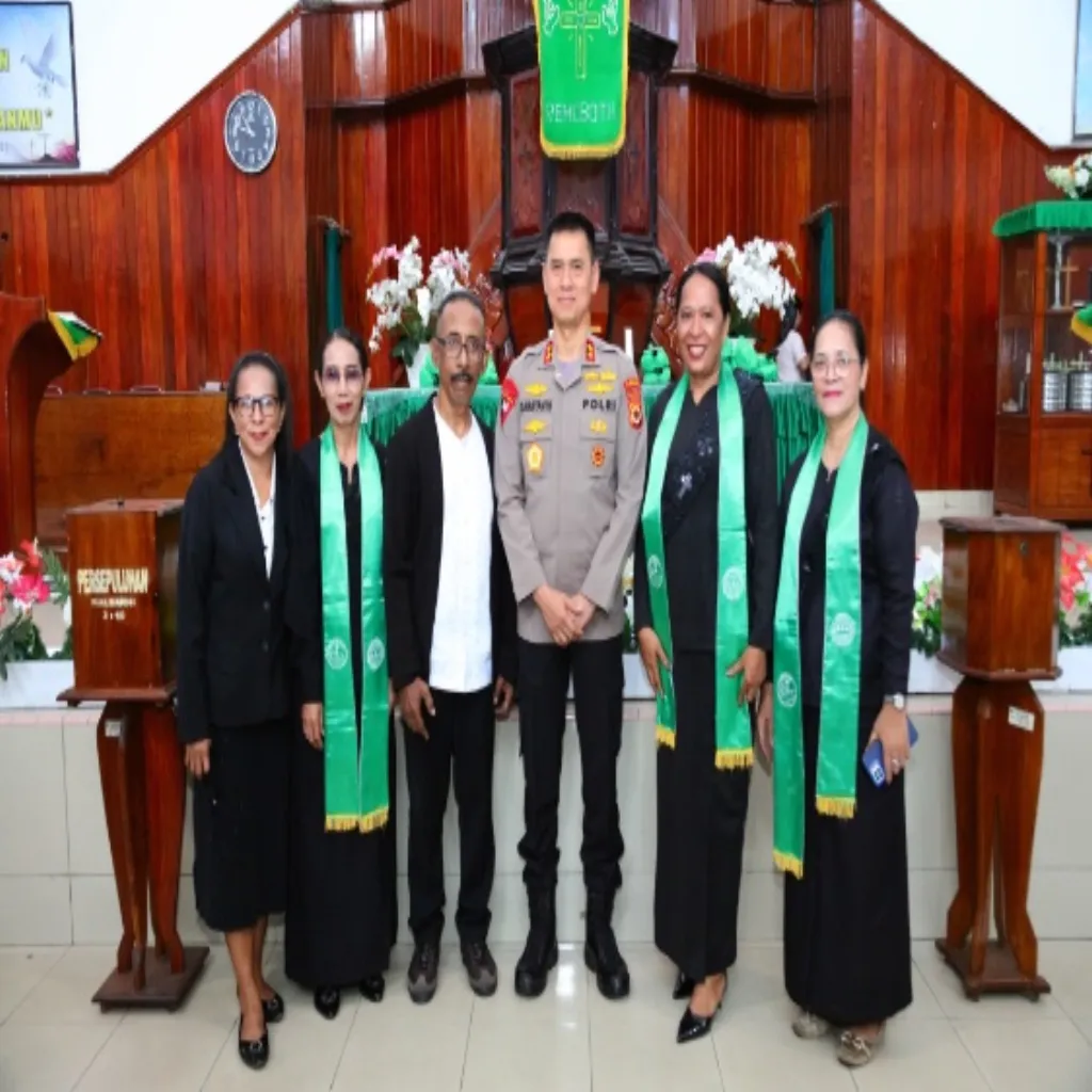 Dari Mimbar Gereja Rehoboth, Kapolda Maluku Serukan: ‘Tarus Biking Bae, Basudara