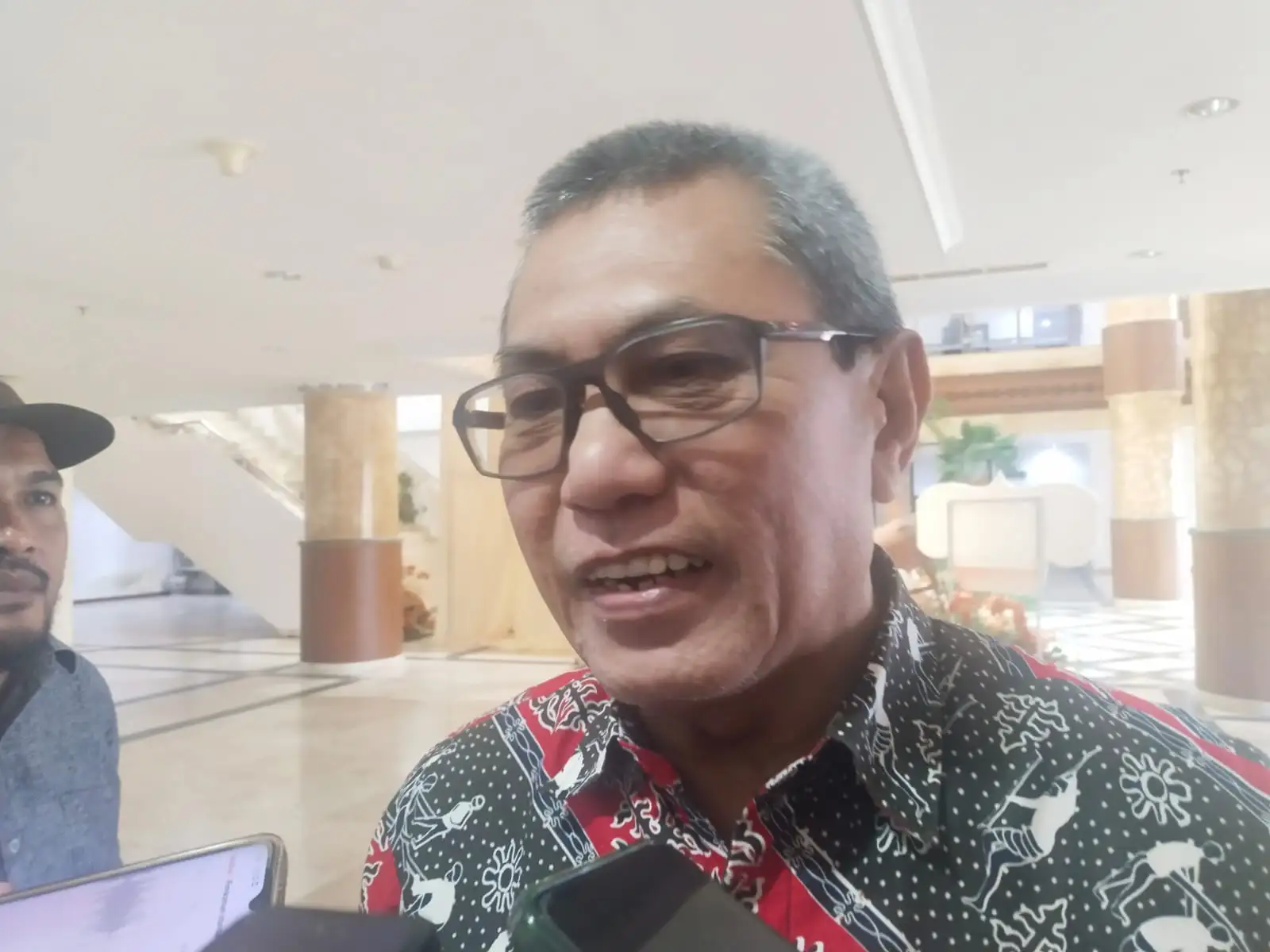 Hadir di Kejaksaan, Kadis ESDM Jelaskan Legalitas Tambang Gamping di SBB