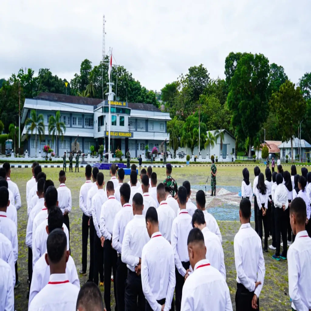 Wadan Kodaeral IX Pimpin Upacara Pakta Integritas Calon Bintara dan Tamtama PK TNI AL Gelombang I TA.2026