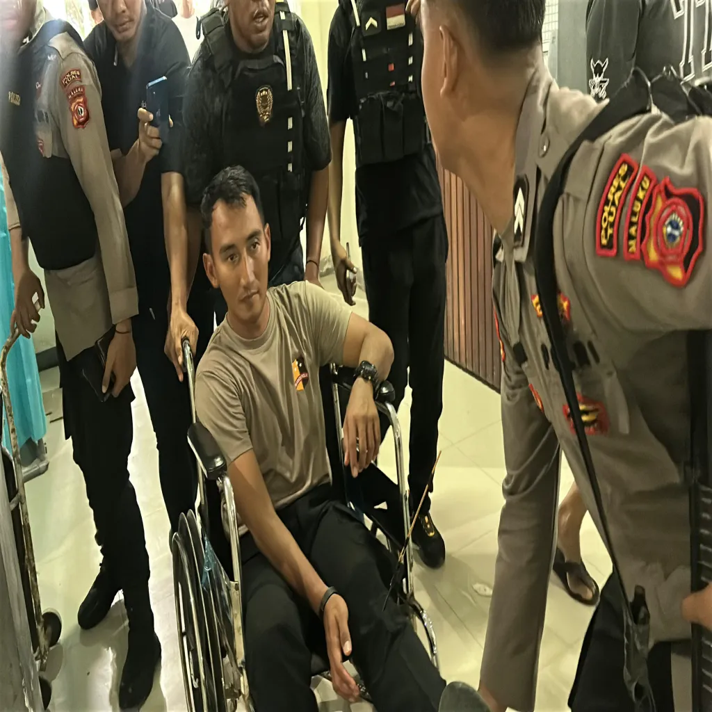 Terjadilah Bentrokan Antar Kelompok Desa Fidatan, Sehingga Kapolres Tual dan Salah satu Pemuda Terkena Panah-panah Waer.