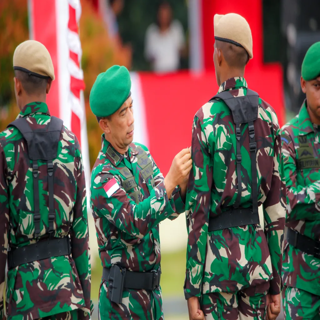 Kasdam Tutup Latsar Komcad Matra Darat Kodam XV/Pattimura TA. 2025