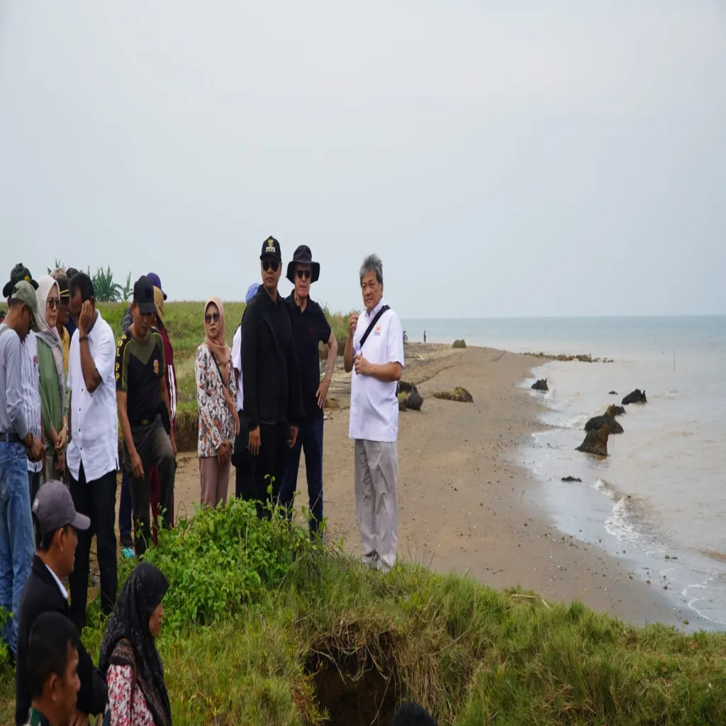 Tinjau Pesisir Balong, Delegasi Investor Asal Spanyol Tertarik Garap Pelabuhan Niaga Internasional di Jepara